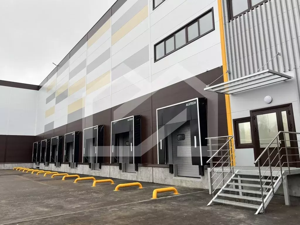 Склад в Московская область, Лобня ул. Оленьи Пруды, 31Б (11490 м) - Фото 1