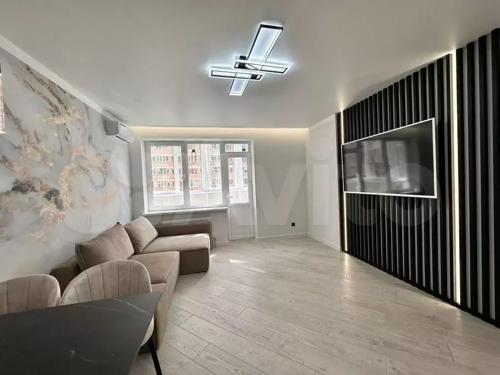 3-к. квартира, 70 м, 3/14 эт. - Фото 0