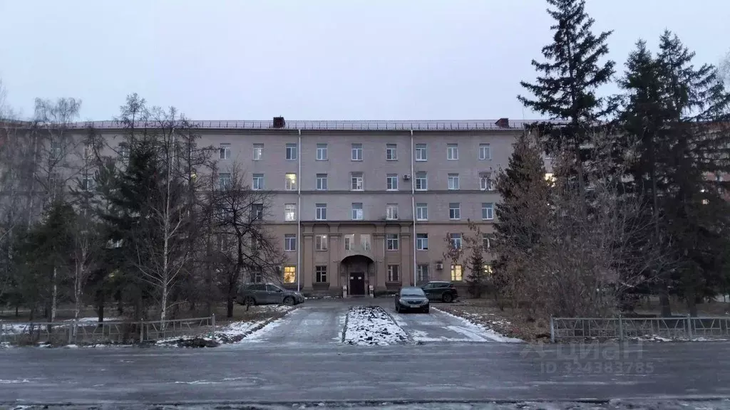 Комната Омская область, Омск ул. Красный Путь, 141 (18.5 м) - Фото 1