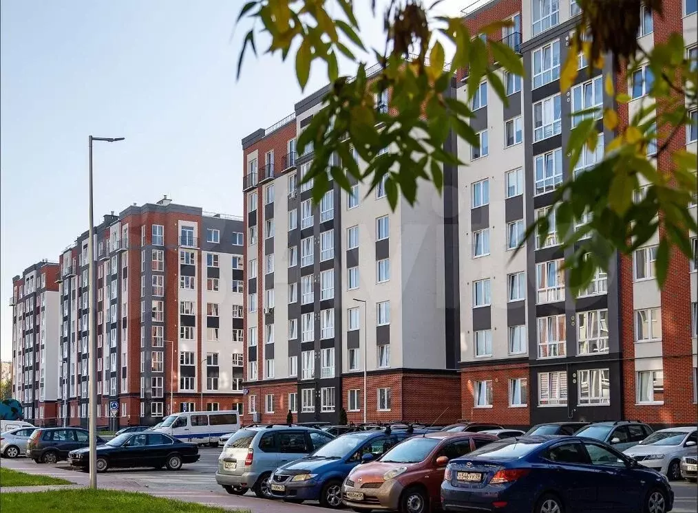 2-к. квартира, 54 м, 4/9 эт. - Фото 0