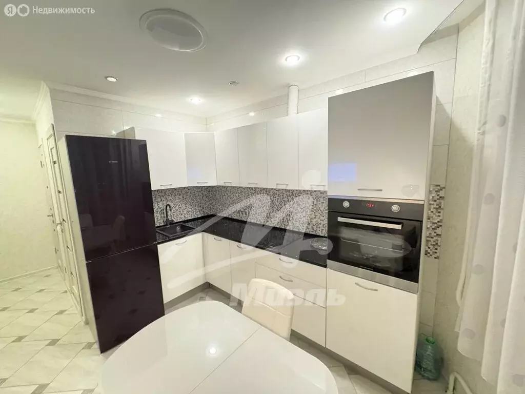 2-комнатная квартира: Лобня, улица Юности, 1 (51.4 м) - Фото 1