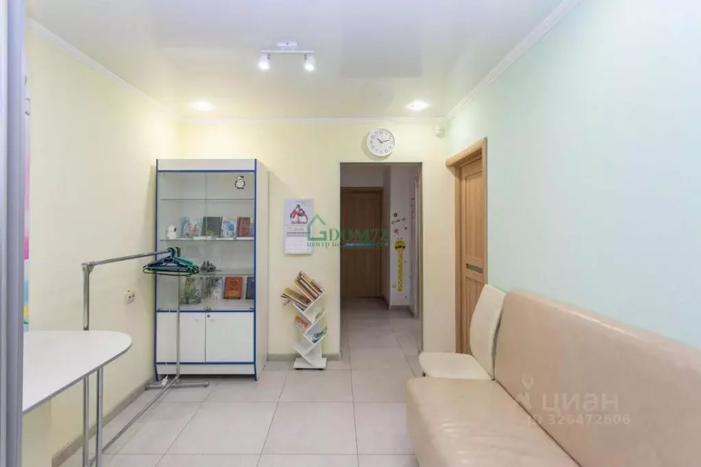 Помещение свободного назначения в Тюменская область, Тобольск 9-й мкр, ... - Фото 1