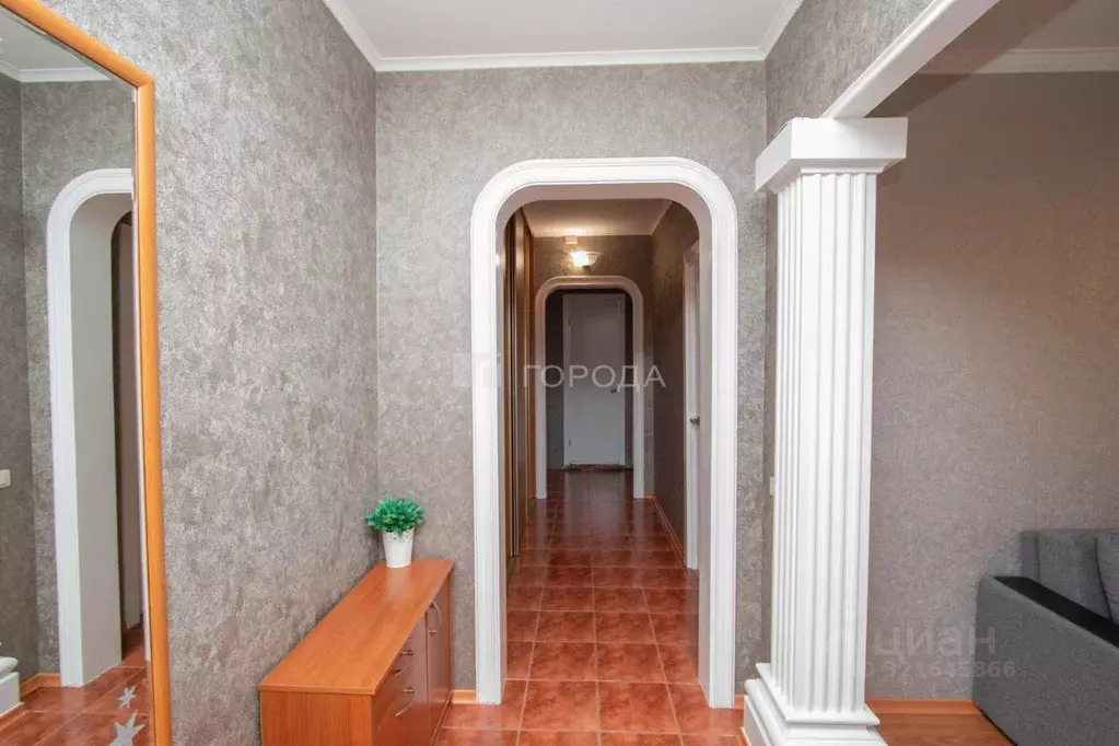 3-к кв. Кемеровская область, Новокузнецк просп. Мира, 32 (65.5 м) - Фото 0