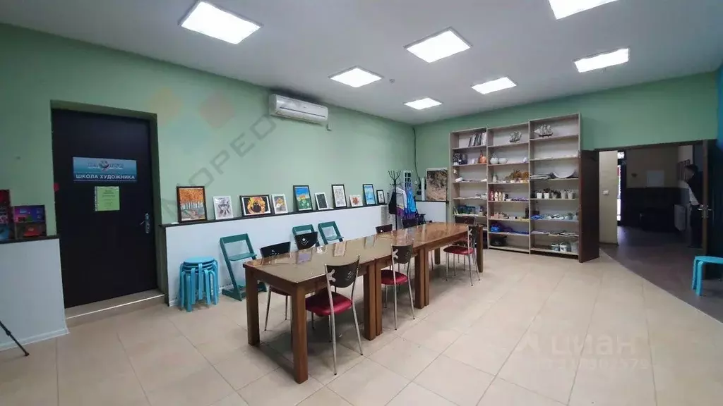 Помещение свободного назначения в Краснодарский край, Горячий Ключ ул. ... - Фото 0