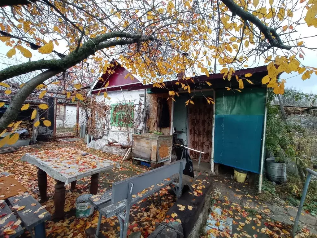 Дом в Самарская область, Жигулевск Имени Мичурина 2-3 участков СНТ,  ... - Фото 1