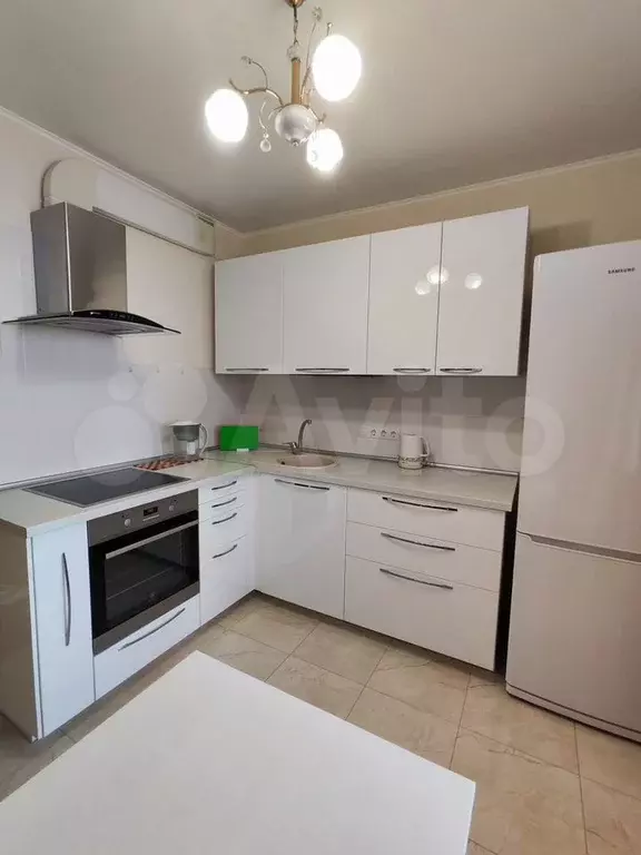 1-к. квартира, 51,1 м, 13/17 эт. - Фото 0