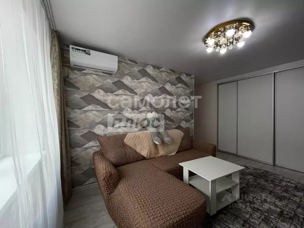 3-к кв. Волгоградская область, Волгоград ул. Германа Титова, 54 (62.0 ... - Фото 2