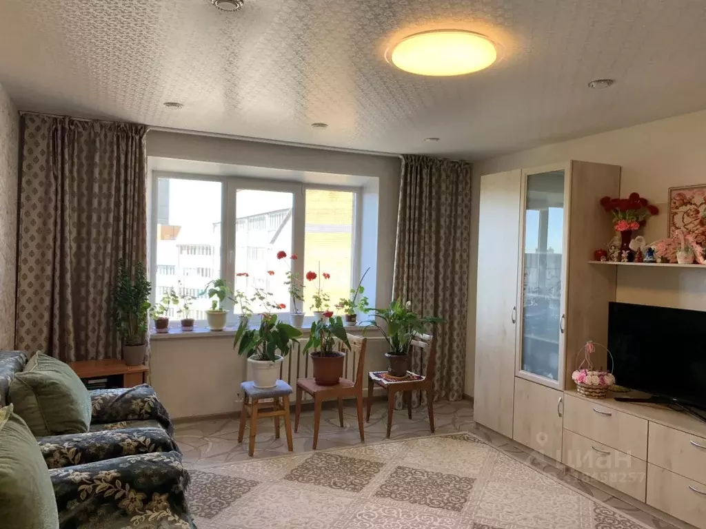 3-к кв. Чувашия, Чебоксары просп. 9-й Пятилетки, 18 (81.4 м) - Фото 1