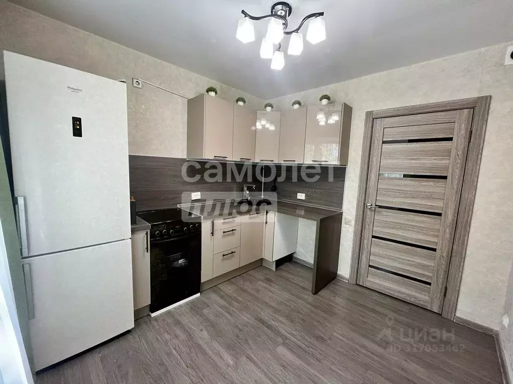 1-к кв. Челябинская область, Челябинск ул. Братьев Кашириных, 95 (39.7 ... - Фото 2