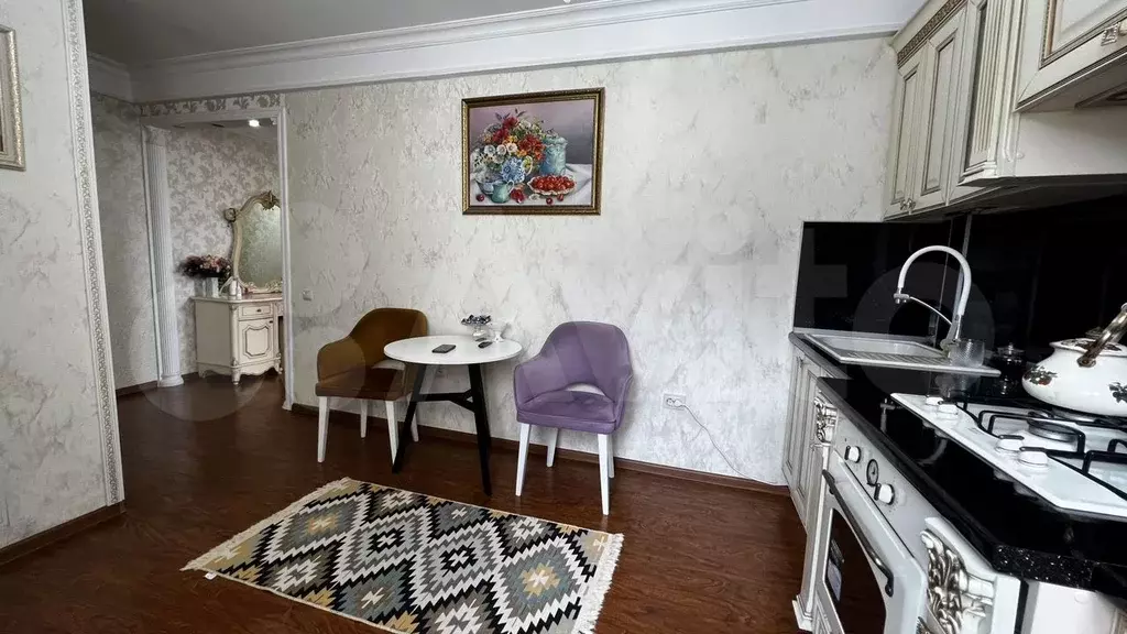 2-к. квартира, 61 м, 2/10 эт. - Фото 1