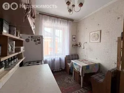 3-комнатная квартира: Омск, улица 20 лет РККА, 5 (60.3 м) - Фото 2