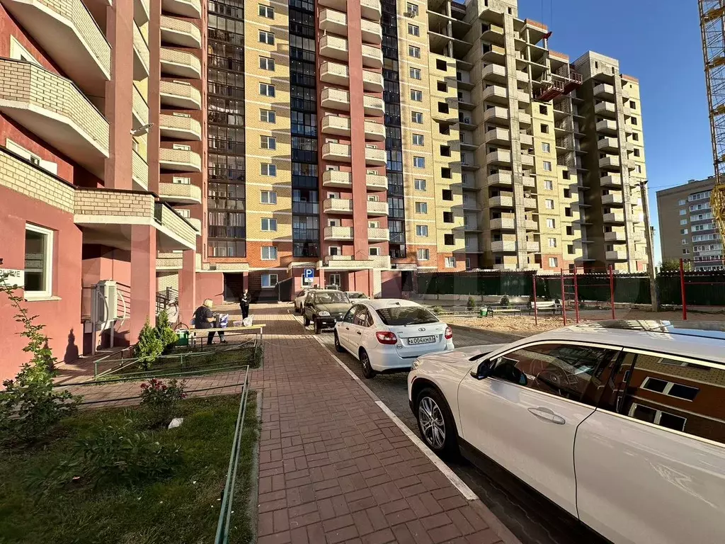 2-к. квартира, 65 м, 2/14 эт. - Фото 0