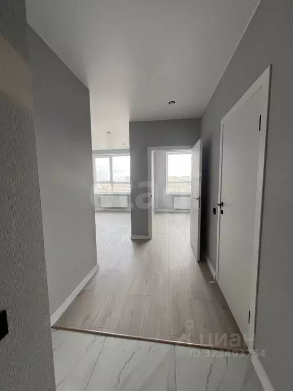 1-к кв. Тюменская область, Тюмень ул. Ветеранов Труда, 36к1 (37.3 м) - Фото 1