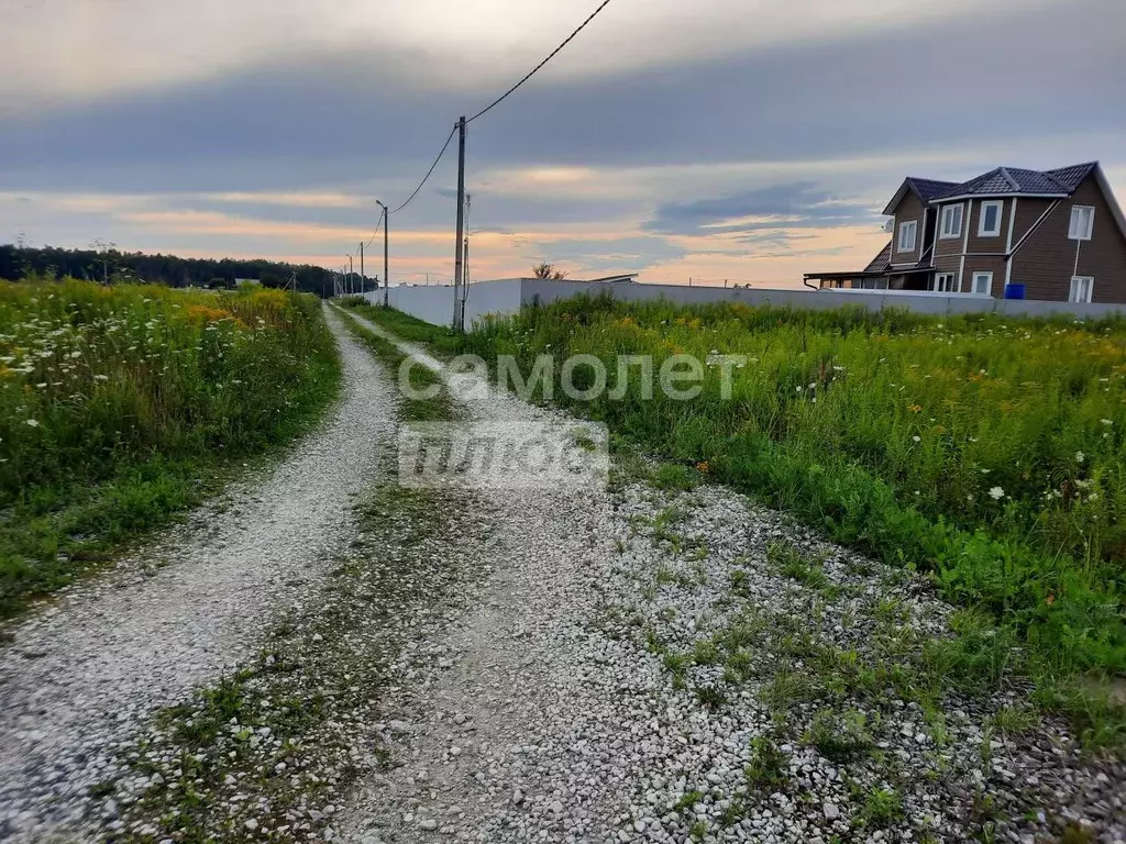 Участок в Московская область, Серпухов городской округ, д. Шепилово ... - Фото 1