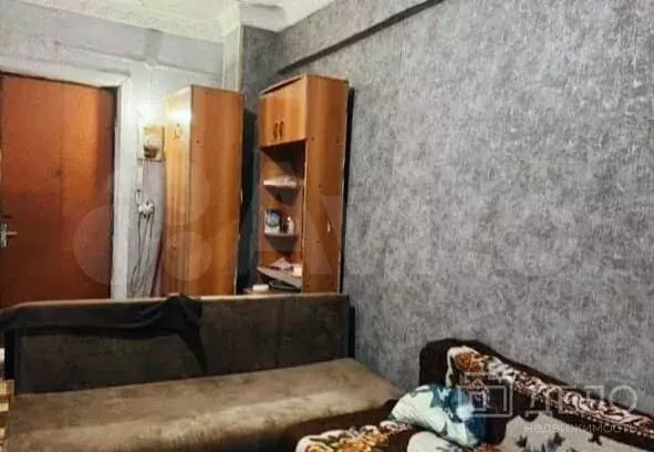 Комната 18 м в 2-к., 2/4 эт. - Фото 1