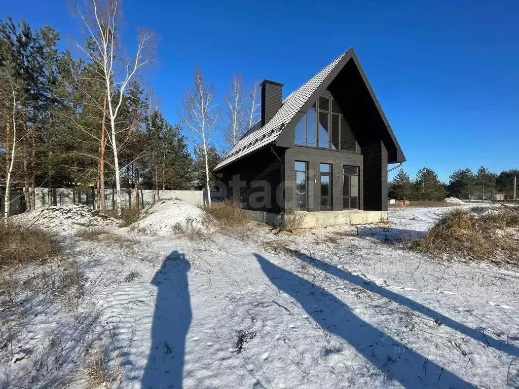 Дом в Воронежская область, Рамонский район, Айдаровское с/пос, с. ... - Фото 1