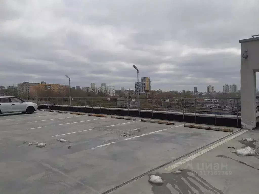 Гараж в Свердловская область, Екатеринбург пер. Трамвайный, 2к5 (15 м) - Фото 0