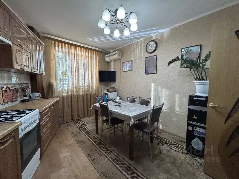 3-к кв. Воронежская область, Россошь ул. 9 Января, 25 (64.7 м) - Фото 1