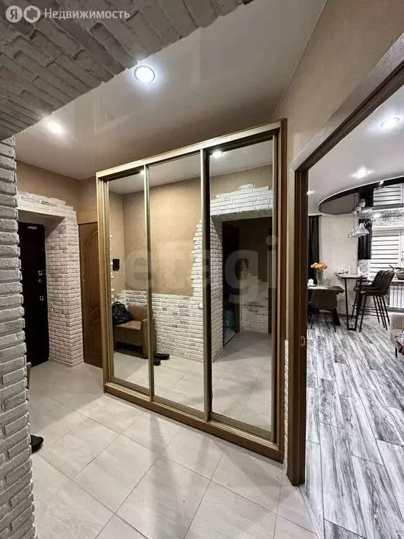 4-комнатная квартира: Ярославский муниципальный округ, деревня ... - Фото 1