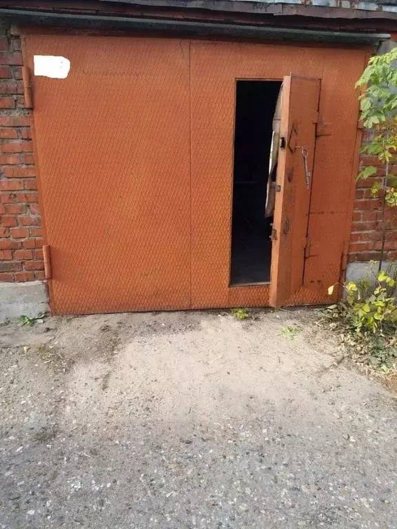 Гараж в Омская область, Омск Рабкоровская ул. (16 м) - Фото 1