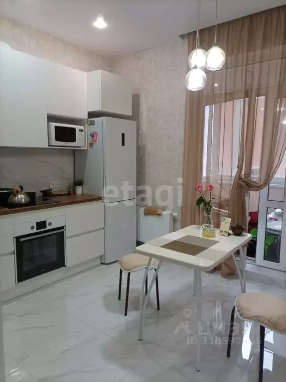 2-к кв. Башкортостан, Уфа Коммунистическая ул., 15 (62.0 м) - Фото 1