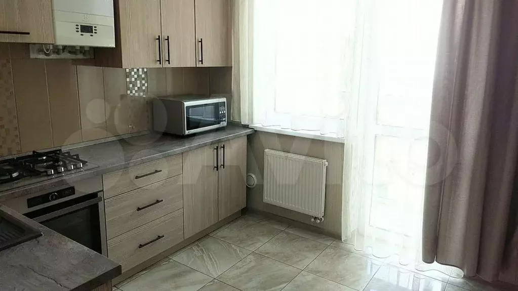 1-к. квартира, 42 м, 2/3 эт. - Фото 1
