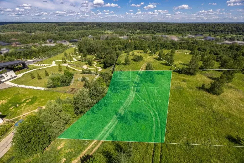 Участок в Московская область, Красногорск городской округ, д. ... - Фото 2