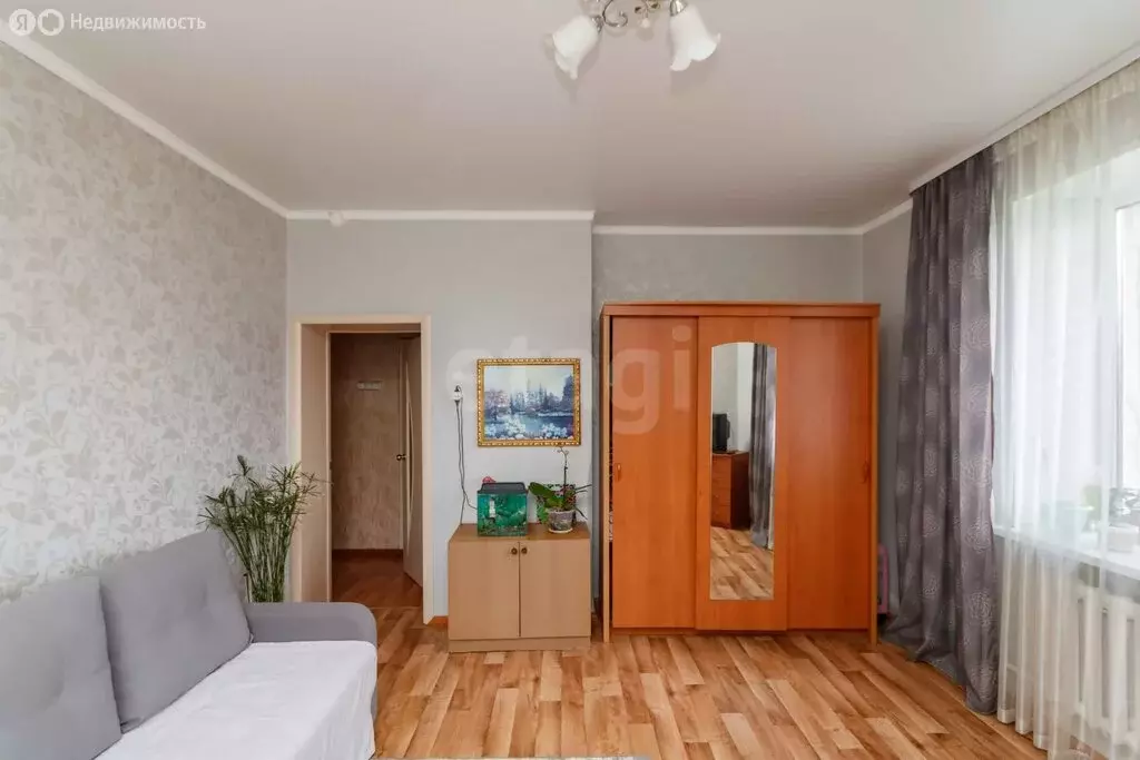 3-комнатная квартира: Ишим, улица Красина, 48 (73.3 м) - Фото 1