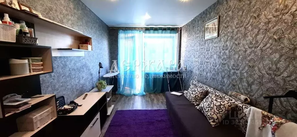 2-к кв. Белгородская область, Старый Оскол Горняк мкр, 4 (40.5 м) - Фото 0