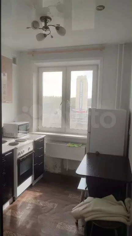 1-к. квартира, 32 м, 8/9 эт. - Фото 0
