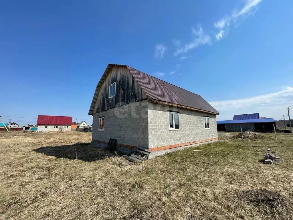 Дом в Тюменская область, с. Нижняя Тавда ул. Хвойная (104 м) - Фото 0