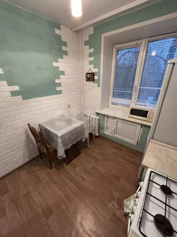 1-к кв. Брянская область, Брянск Октябрьская ул., 86 (30.0 м) - Фото 2