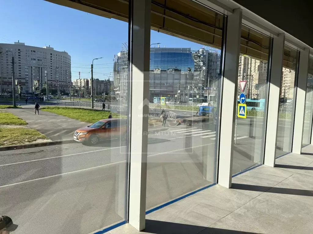 Помещение свободного назначения в Санкт-Петербург просп. Испытателей, ... - Фото 1