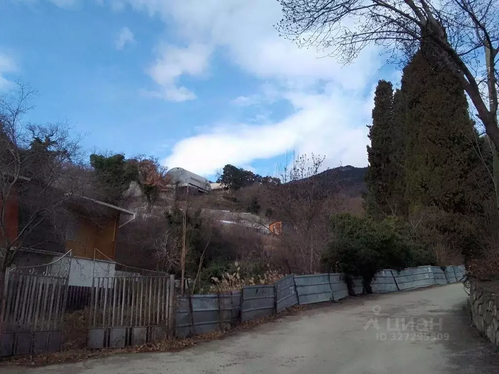 Участок в Крым, Ялта муниципальный округ, пос. Даниловка ул. Тенистая ... - Фото 1