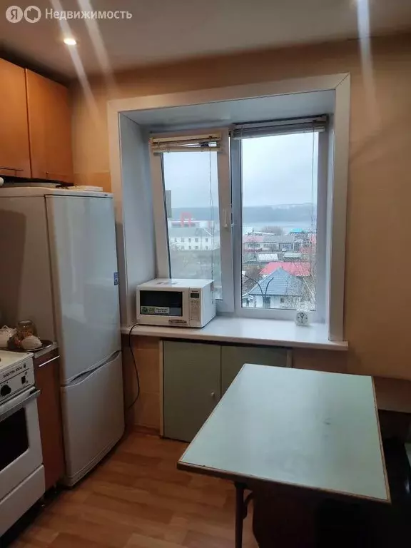 3-комнатная квартира: Реж, улица Металлургов, 5 (58.5 м) - Фото 1