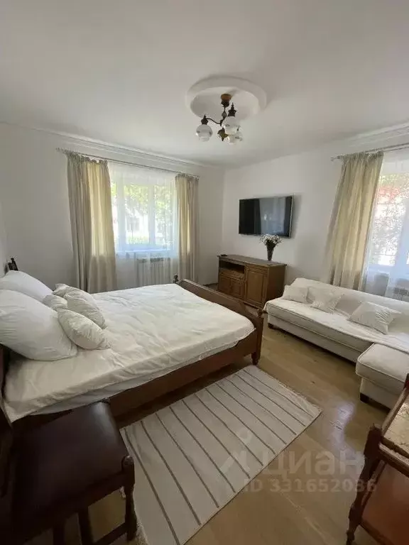Комната Калининградская область, Калининград ул. Дмитрия Донского, 39А - Фото 1