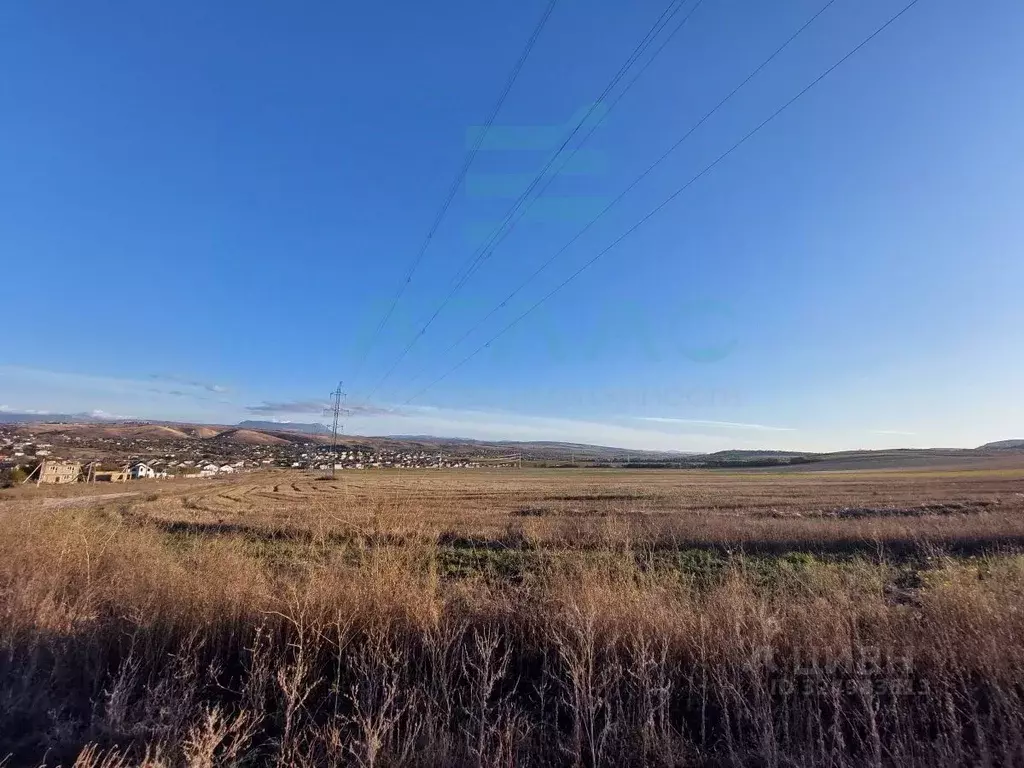 Участок в Крым, Симферопольский район, с. Перово  (20.0 сот.) - Фото 2