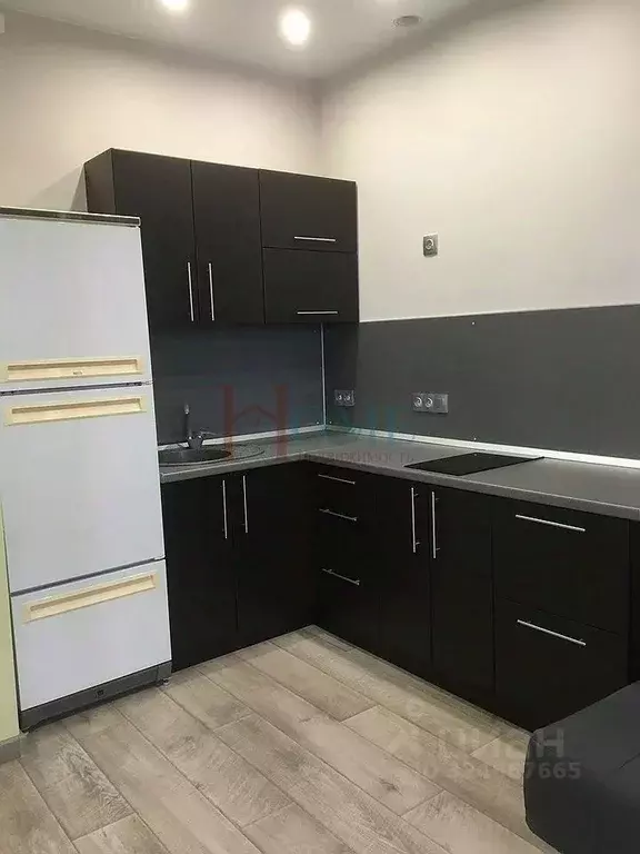 Студия Новосибирская область, Новосибирск 2-я Обская ул., 154 (25.0 м) - Фото 1