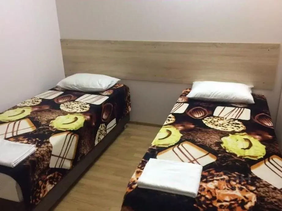 Комната Краснодарский край, Тихорецк ул. Энгельса, 124 (21.0 м) - Фото 1