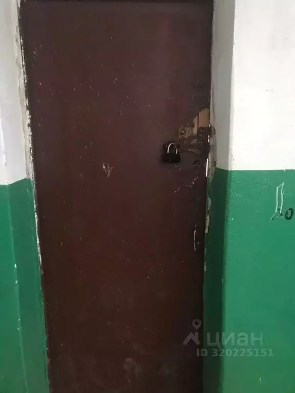 Офис в Оренбургская область, Тюльганский поссовет, пос. Тюльган ул. ... - Фото 1