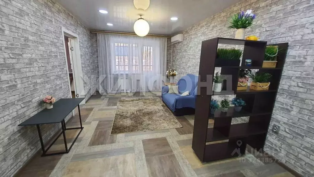 2-к кв. Хакасия, Абакан ул. Авиаторов, 4 (62.0 м) - Фото 1