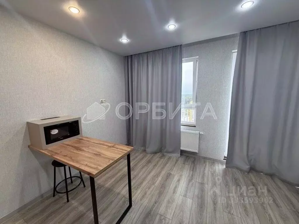 Студия Тюменская область, Тюмень ул. Василия Малкова, 21 (27.5 м) - Фото 2