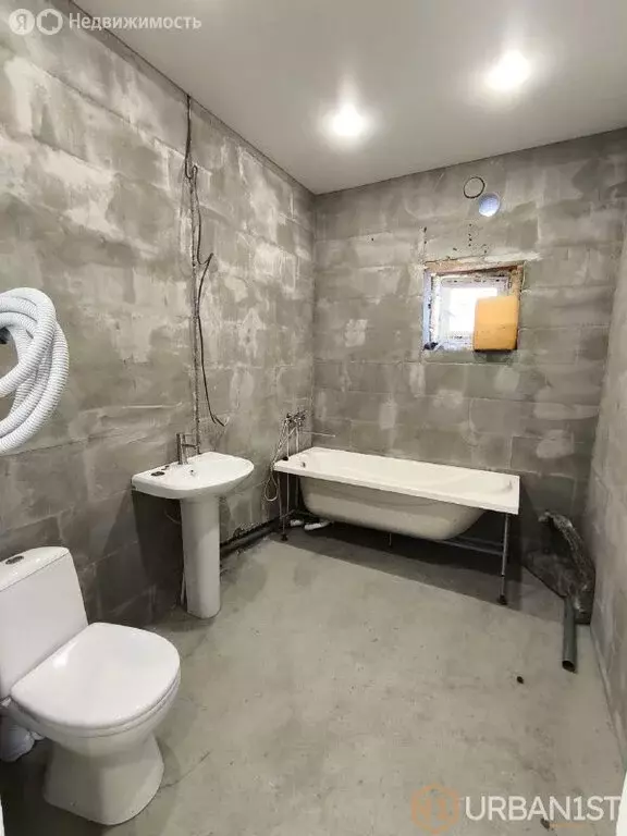 Дом в посёлок Солонцы, Изумрудная улица (108 м) - Фото 1