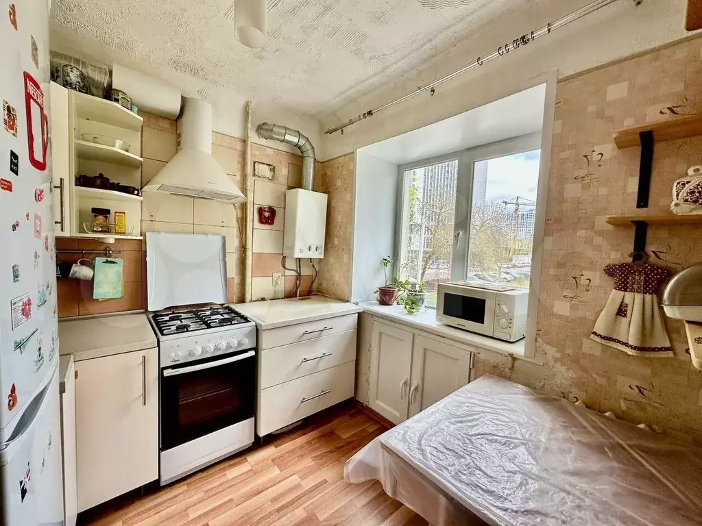 1-к. квартира, 30 м, 2/5 эт. - Фото 0