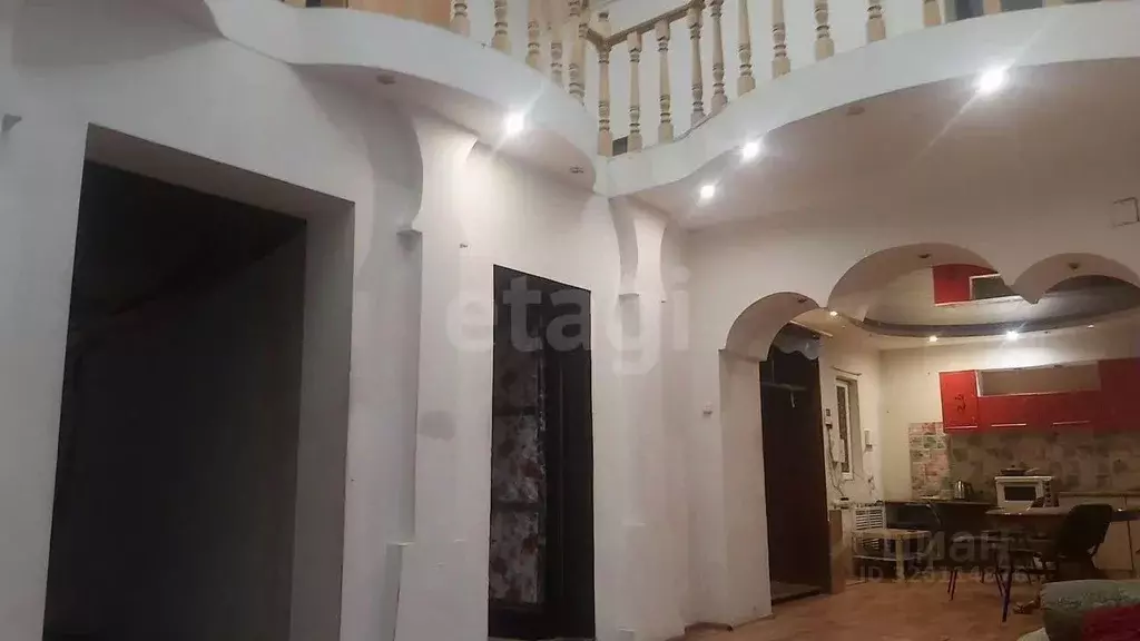 Дом в Новосибирская область, Новосибирск ул. Гладкова, 49 (320 м) - Фото 1