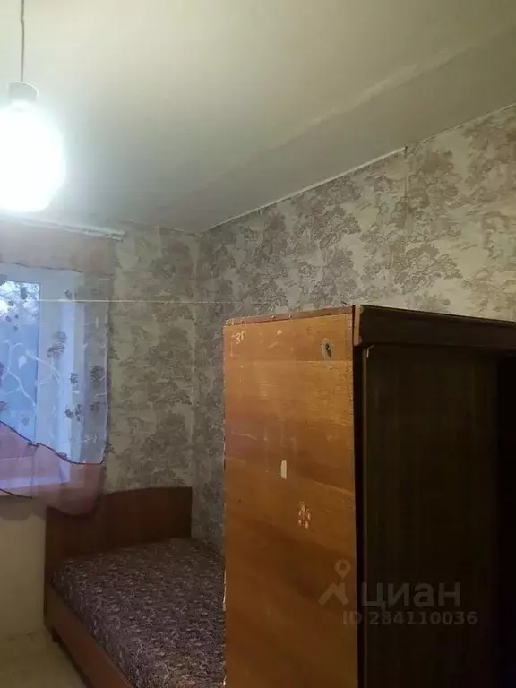 Комната Новгородская область, Великий Новгород Хутынская ул., 25к1 - Фото 2