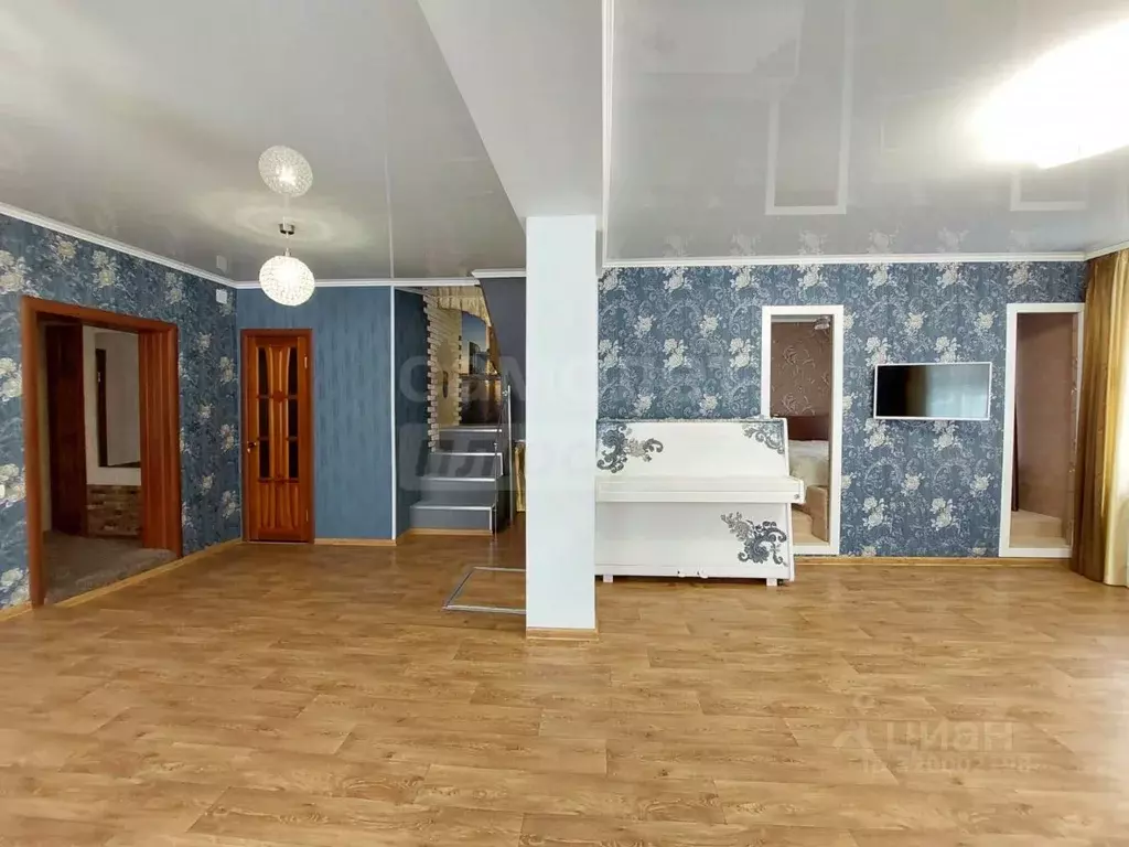 Дом в Оренбургская область, Оренбург ул. Парижской Коммуны, 88 (130 м) - Фото 2