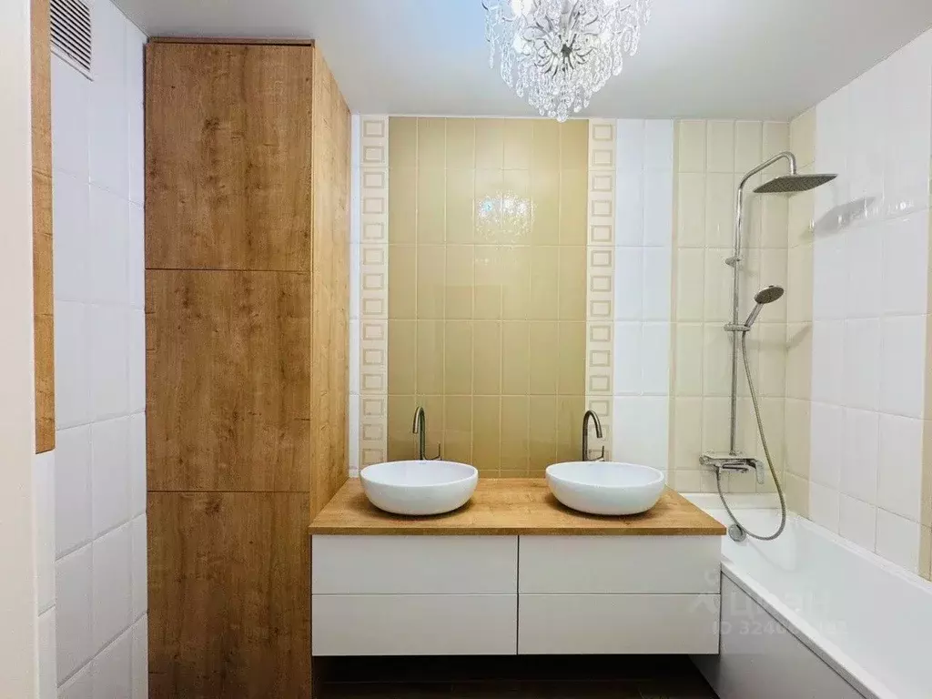 3-к кв. Свердловская область, Екатеринбург ул. Николая Островского, 2 ... - Фото 2