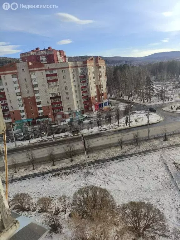 3-комнатная квартира: Миасс, проспект Октября, 74 (68 м) - Фото 1