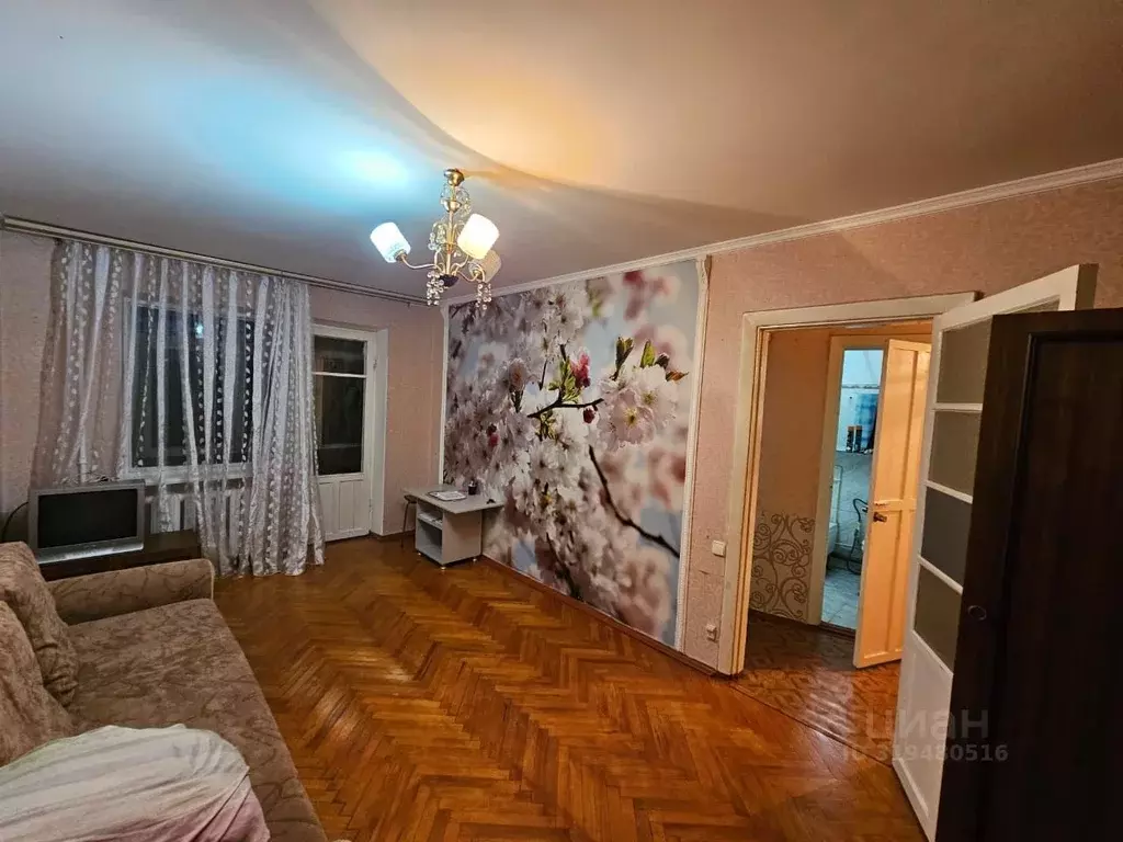 1-к кв. Краснодарский край, Армавир ул. Советской Армии, 20 (30.0 м) - Фото 0